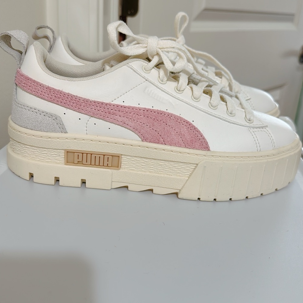 NEW Mayze Thrifted wht pink PUMA Women's Sneakers